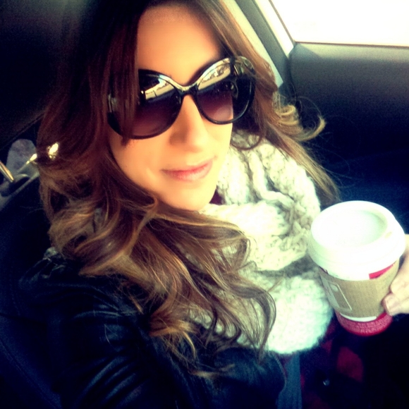 Meet your Posher, Phyllis - Picture 1 of 1